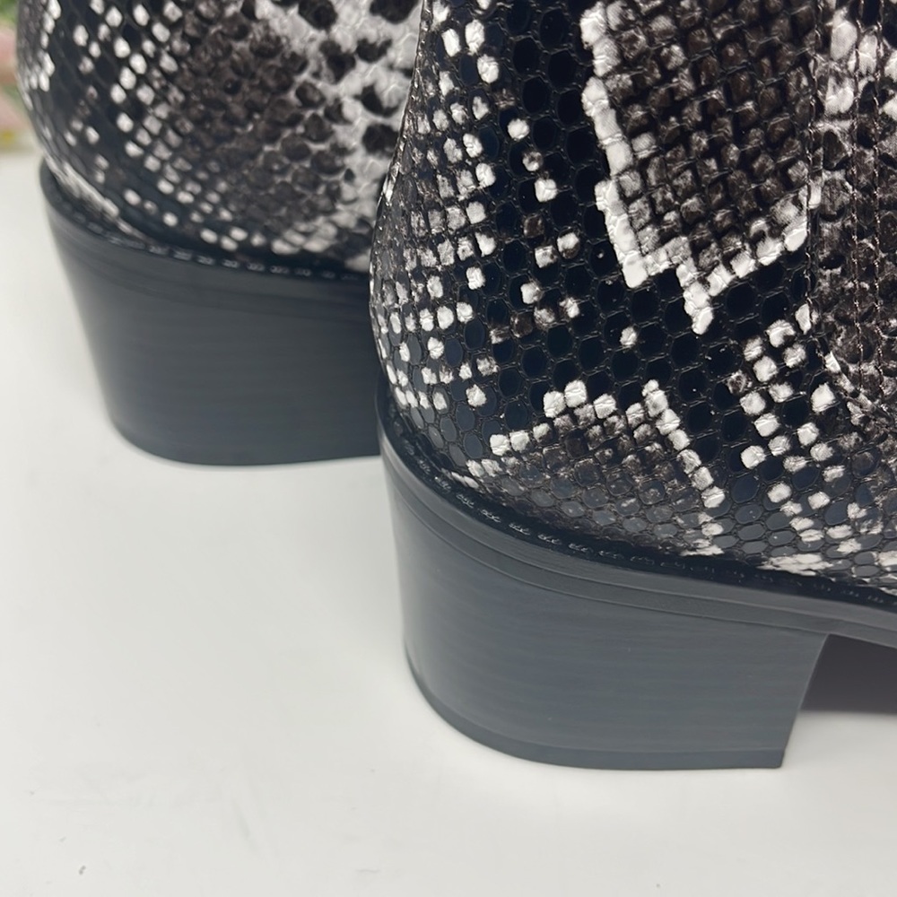 Aqua College Karlie Waterproof Booties Size 9 - Picture 10 of 14